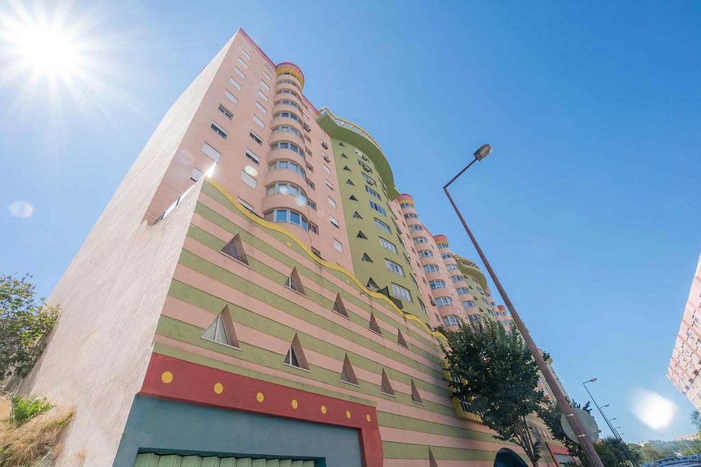 1-Minute Walk To The Metro And 2 To The Supermarket Лісабон Екстер'єр фото